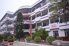 eco friendly infrastructure and green landscape at KCMT college