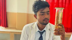 Botany laboratory equipment and plant study instruments at KCMT