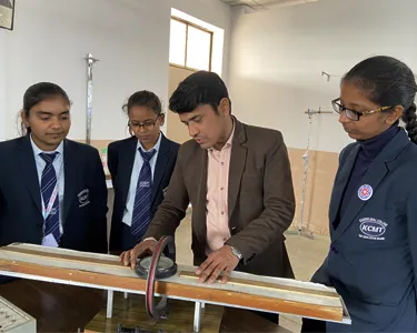 Physics Lab at KCMT with modern instruments and experimental setup